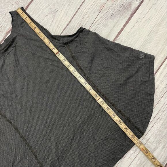 Lululemon x SoulCycle To The Beat Tank Heathered Black Size 8 See Measurements - Picture 6 of 9